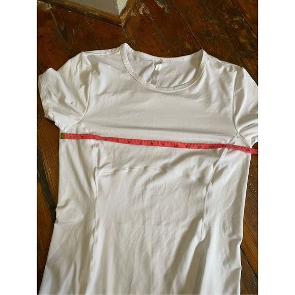 Fabletics Phoenix Short-Sleeve Top, White Shirt- Size Small, MSRP $65, EUC - Picture 5 of 10